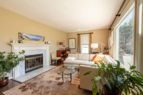 Spacious 4Bd Just a Block from Lake Mansfield